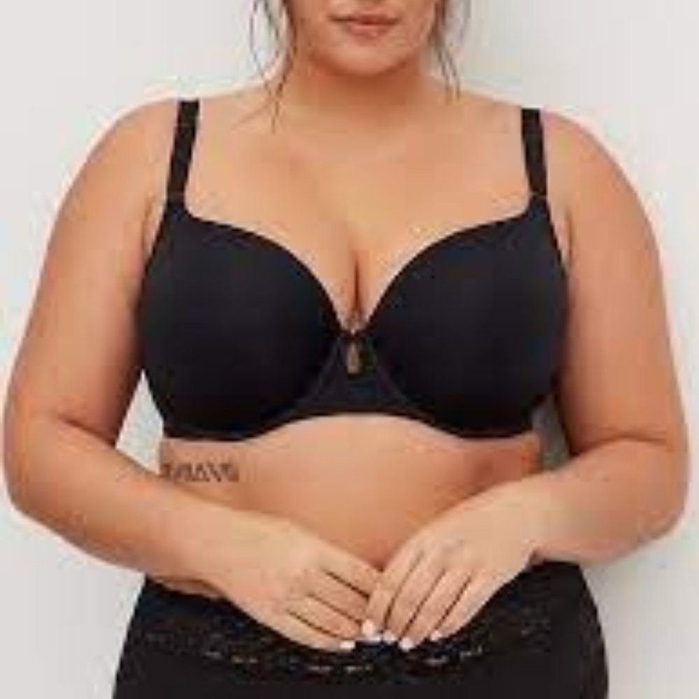 TORRID NWT BLACK 360° BACK SMOOTHING™ LIGHTLY LINED T-SHIRT BRA
